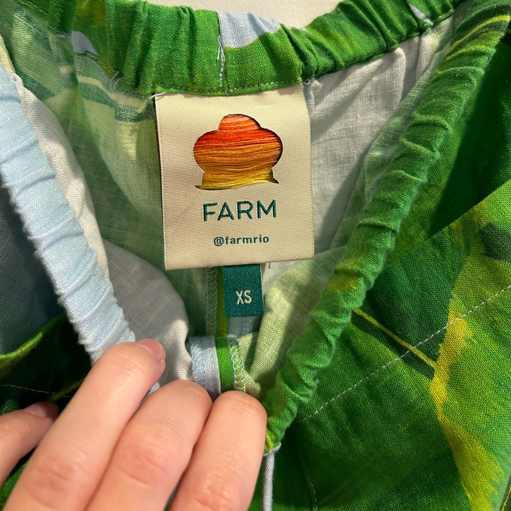 Farm Rio Fresh Bananas Linen-Blend Cropped Pants - Picture 3 of 7